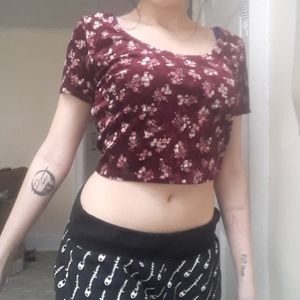 Forever 21 crop top M